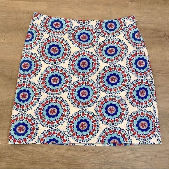 NEW RED/WHITE/BLUE FLORAL GEOMETRIC PRINT LINED SKIRT BY TALBOTS 8 - Picture 11 of 12